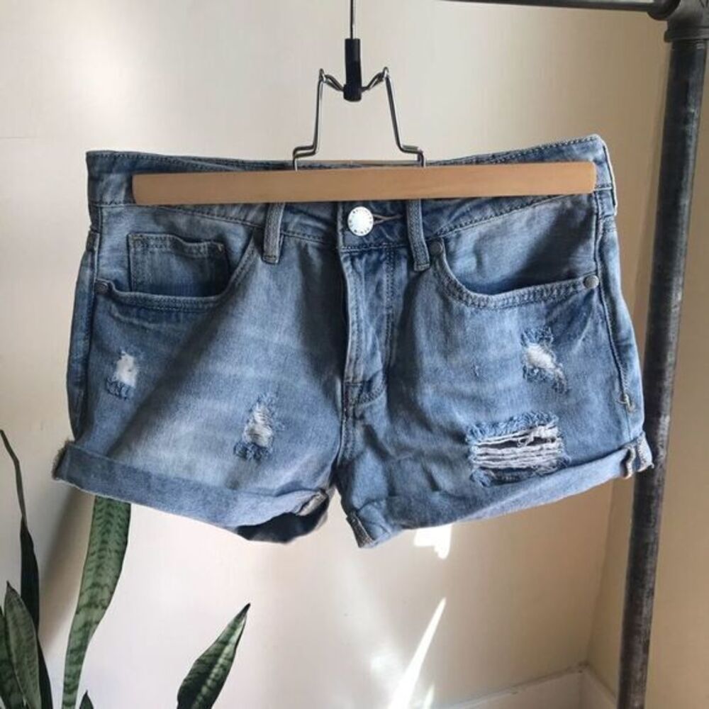 PacSun Bullhead Girlfriend Distressed Shorts